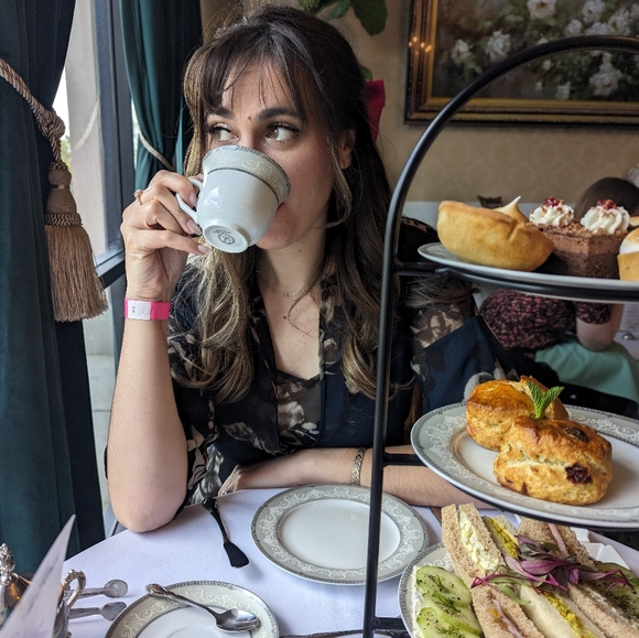 Meet your Posher - Picture 4 of 7